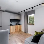 Aparthotel 7 3*