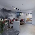 7 Aparthotel