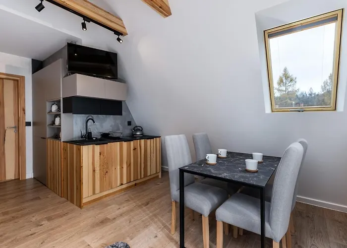 7 公寓式酒店 3*