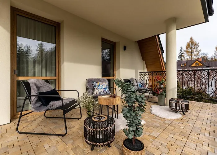 公寓式酒店 7 3*