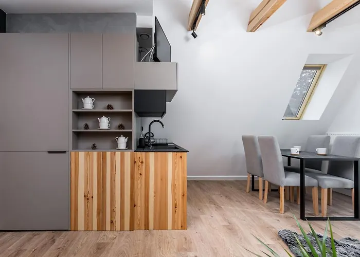 7 公寓式酒店 3*